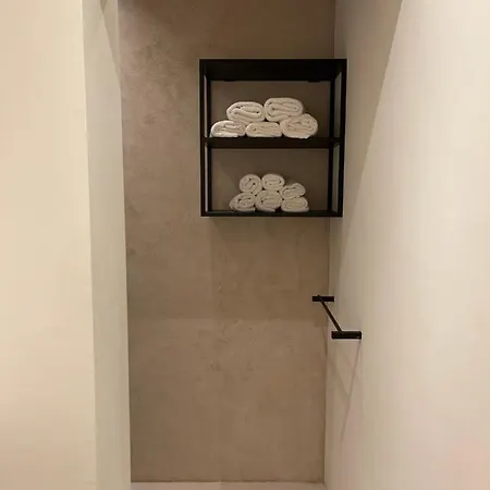 3 Luxury Design With Airconditioning, Close To St-pieters Station 아파트 *