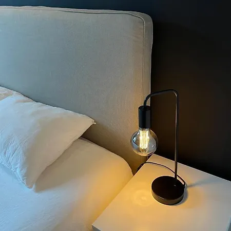 Apartament 3 Luxury Design With Airconditioning, Close To St-pieters Station Gandawa