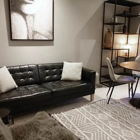 Apartament 3 Luxury Design With Airconditioning, Close To St-pieters Station